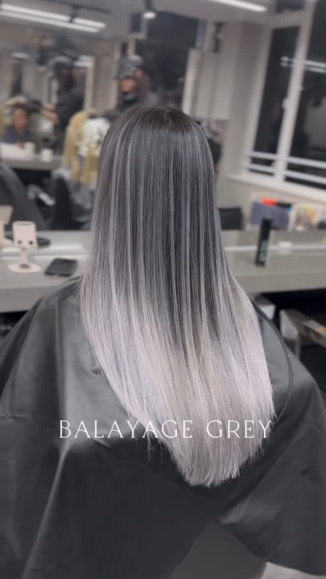 棕灰色 Balayage 長髮